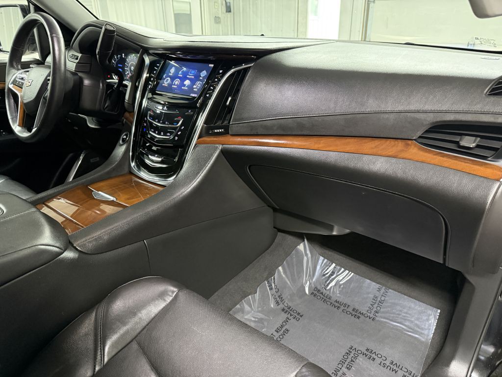 2018 Cadillac Escalade Image 52