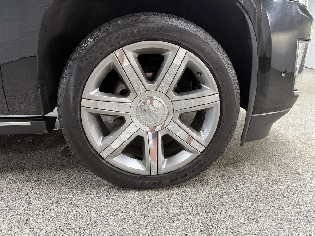 2018 Cadillac Escalade Image 55
