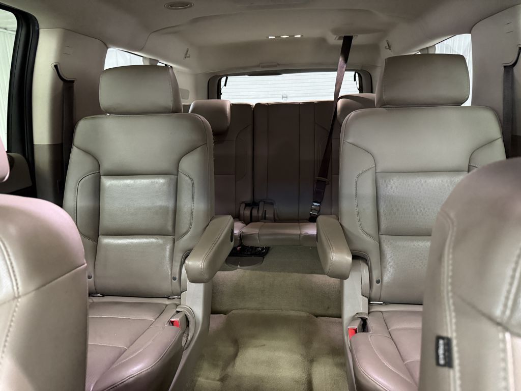 2017 Chevrolet Suburban Image 13