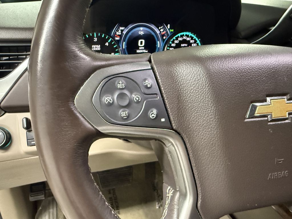 2017 Chevrolet Suburban Image 19