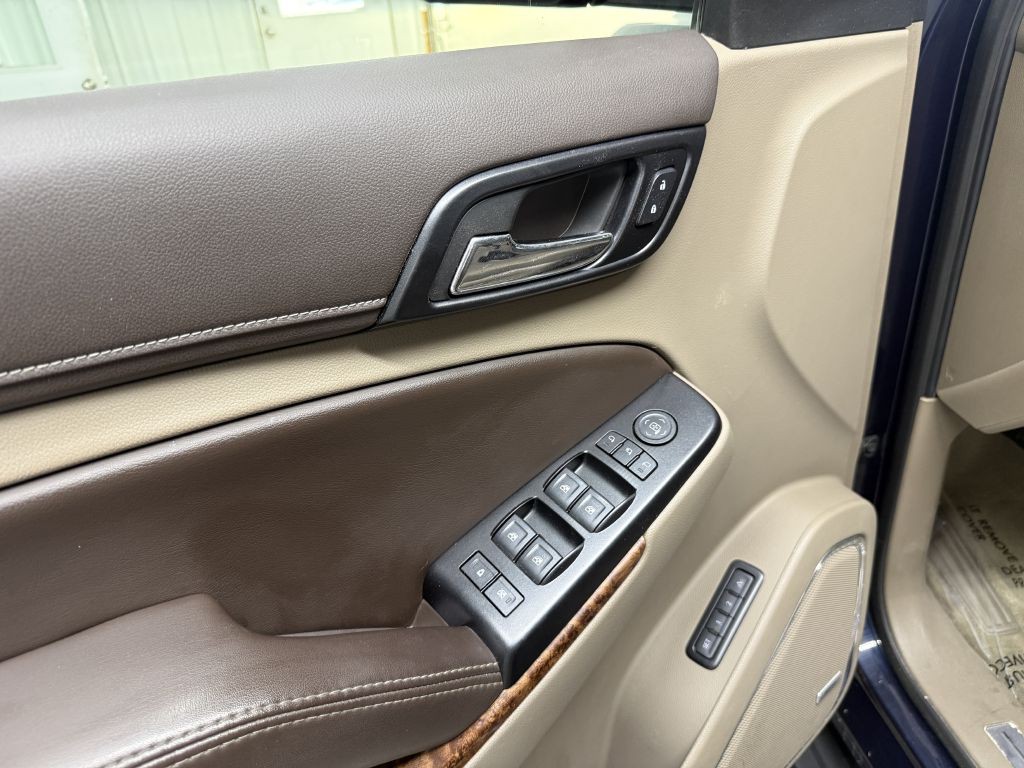 2017 Chevrolet Suburban Image 27