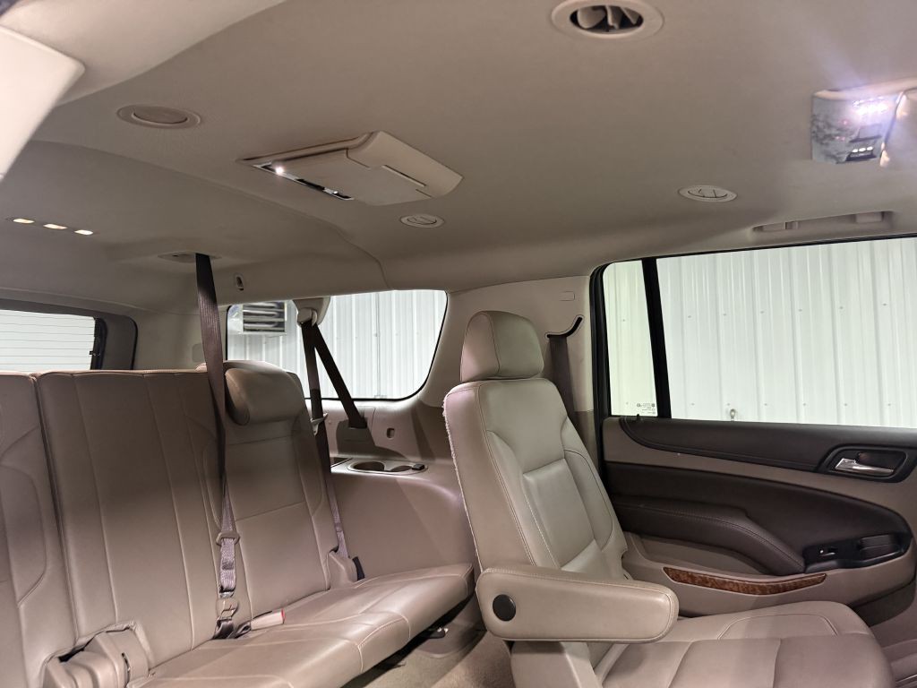 2017 Chevrolet Suburban Image 43