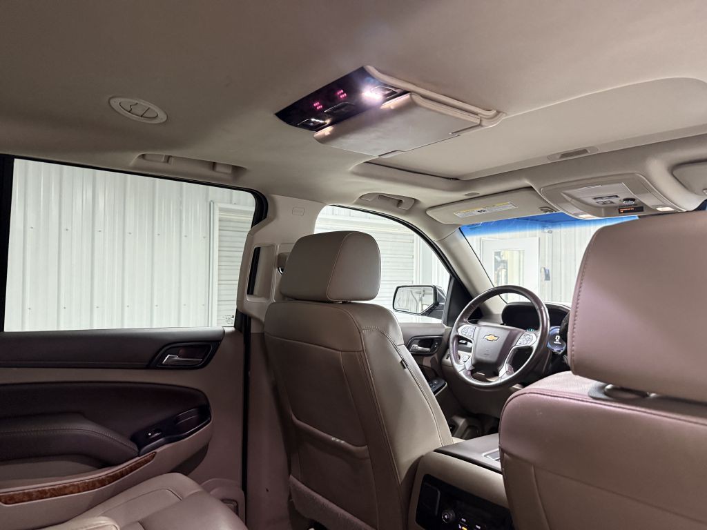2017 Chevrolet Suburban Image 44