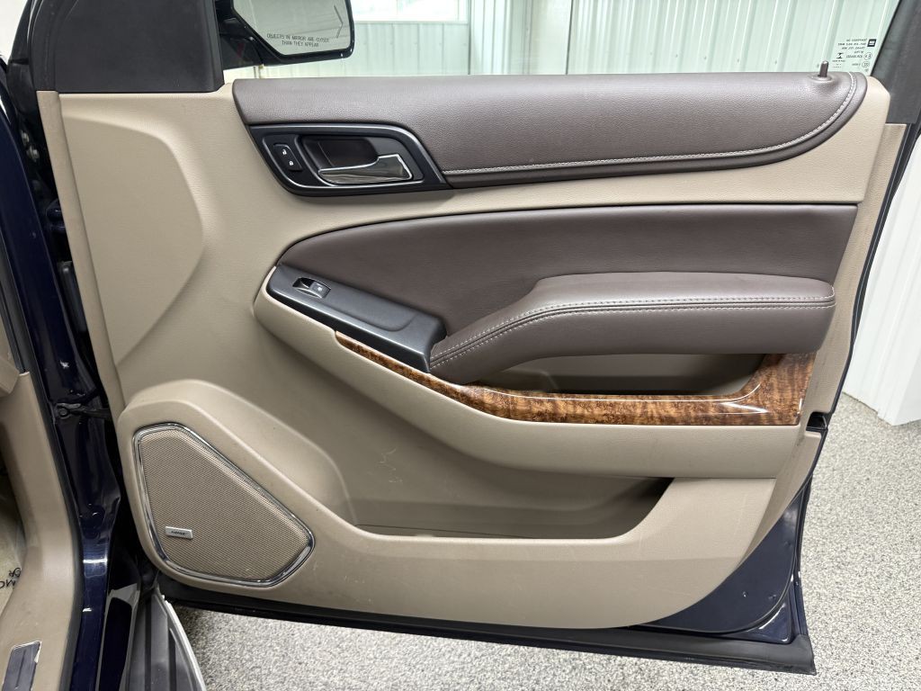 2017 Chevrolet Suburban Image 50