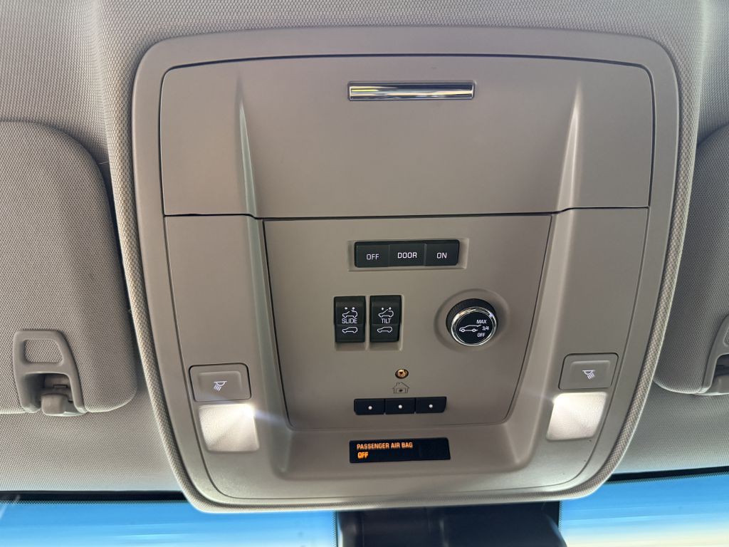 2016 Chevrolet Tahoe Image 25