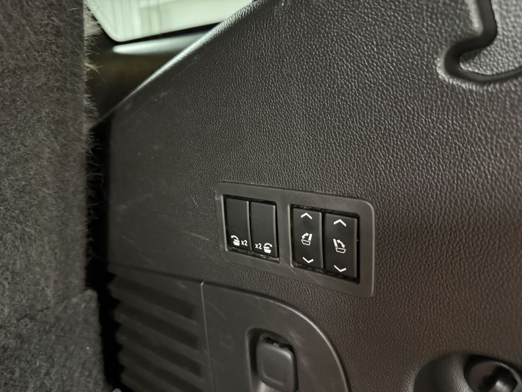 2016 Chevrolet Tahoe Image 37