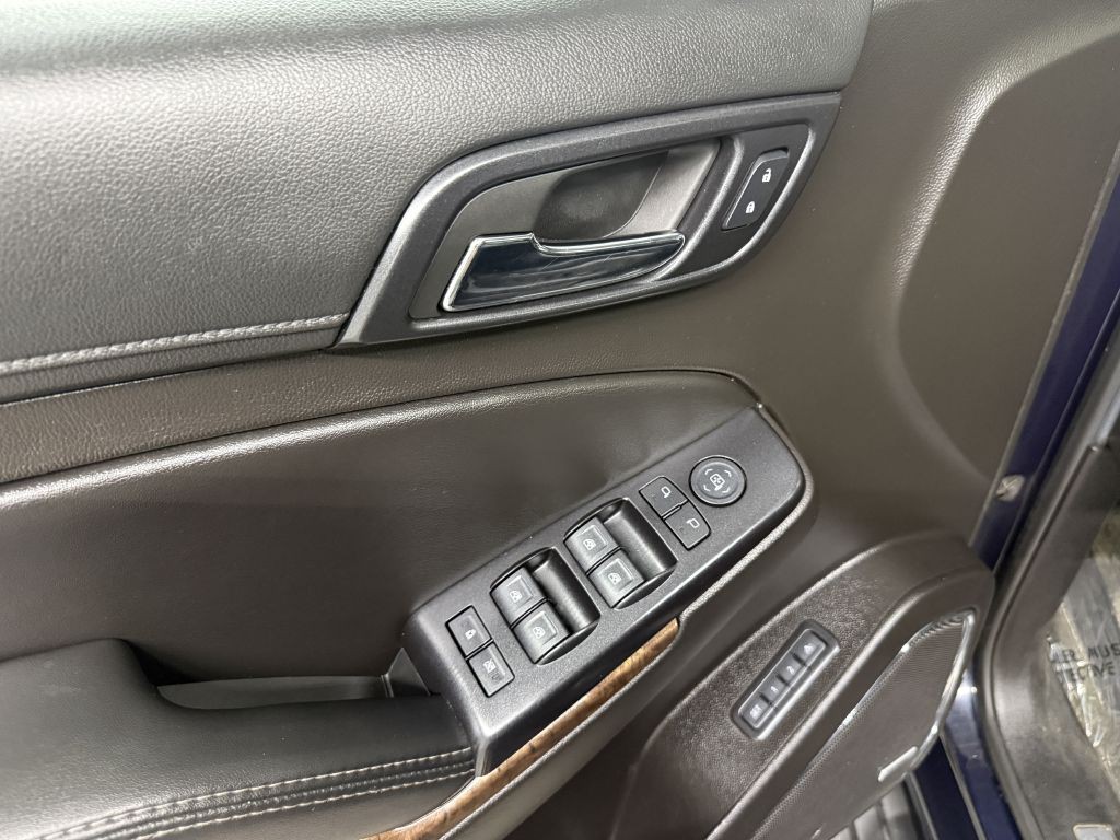 2017 Chevrolet Suburban Image 26