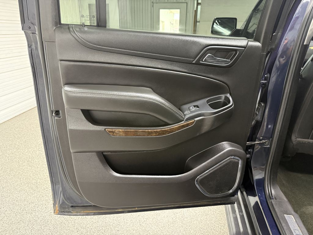 2017 Chevrolet Suburban Image 33