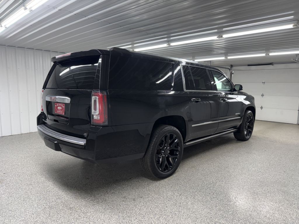 2018 GMC Yukon Image 6