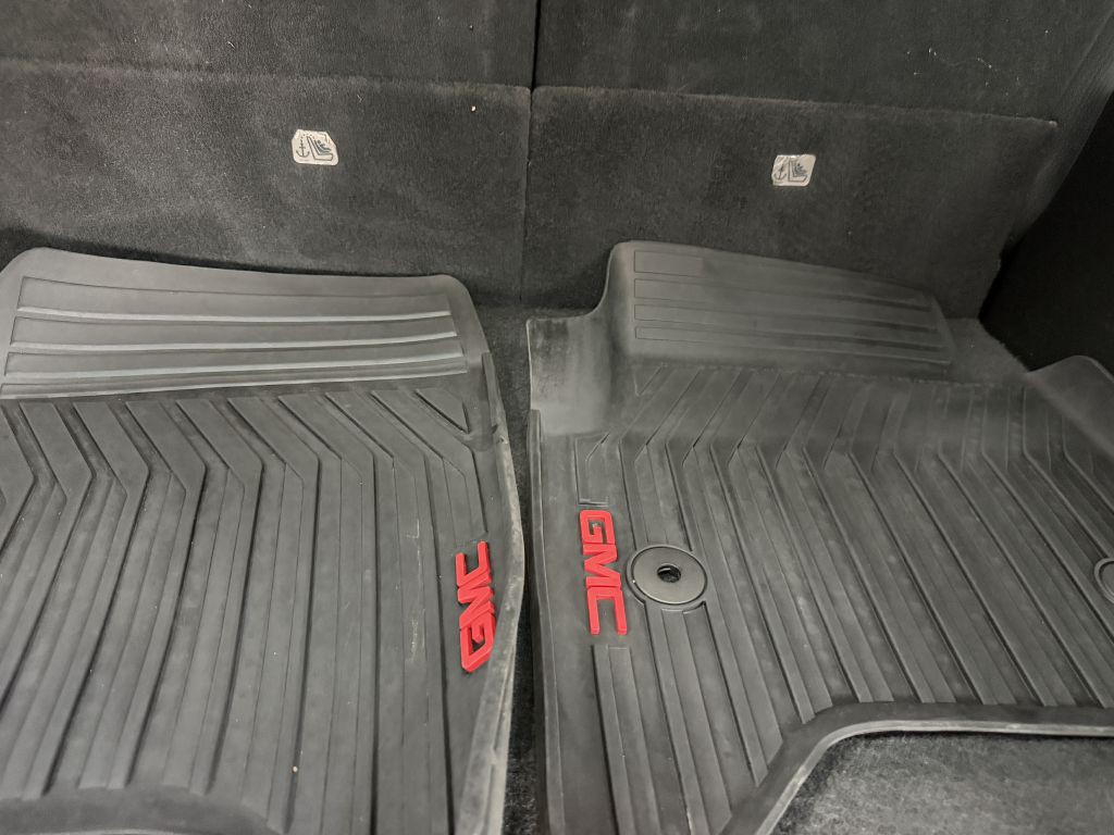 2018 GMC Yukon Image 35