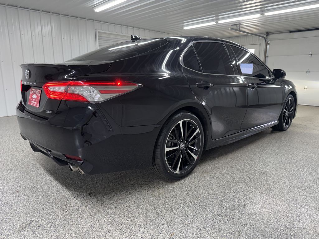 2019 Toyota Camry Image 6