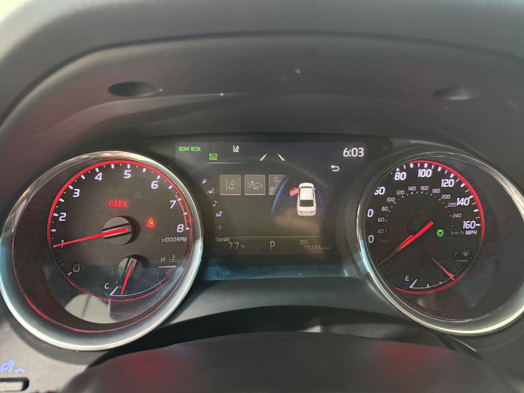 2019 Toyota Camry Image 16