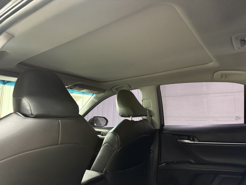 2019 Toyota Camry Image 26