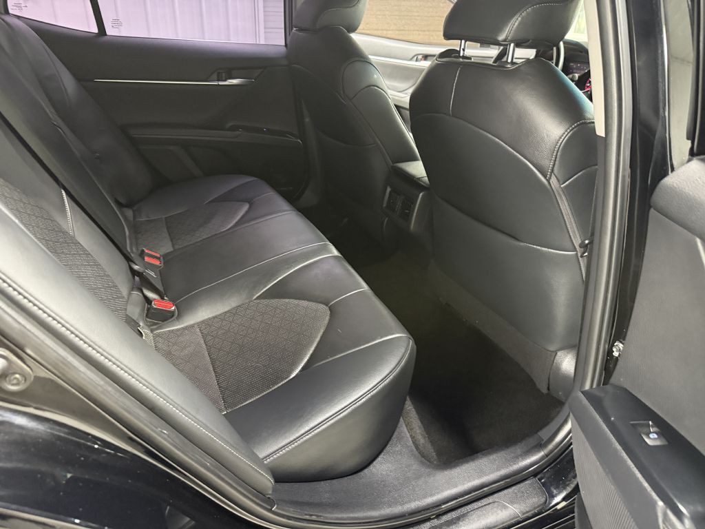 2019 Toyota Camry Image 29