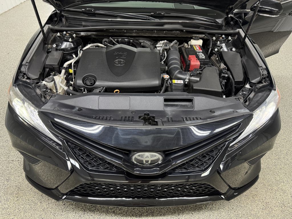 2019 Toyota Camry Image 39
