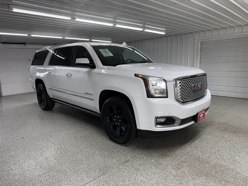 2016 GMC Yukon Image 1