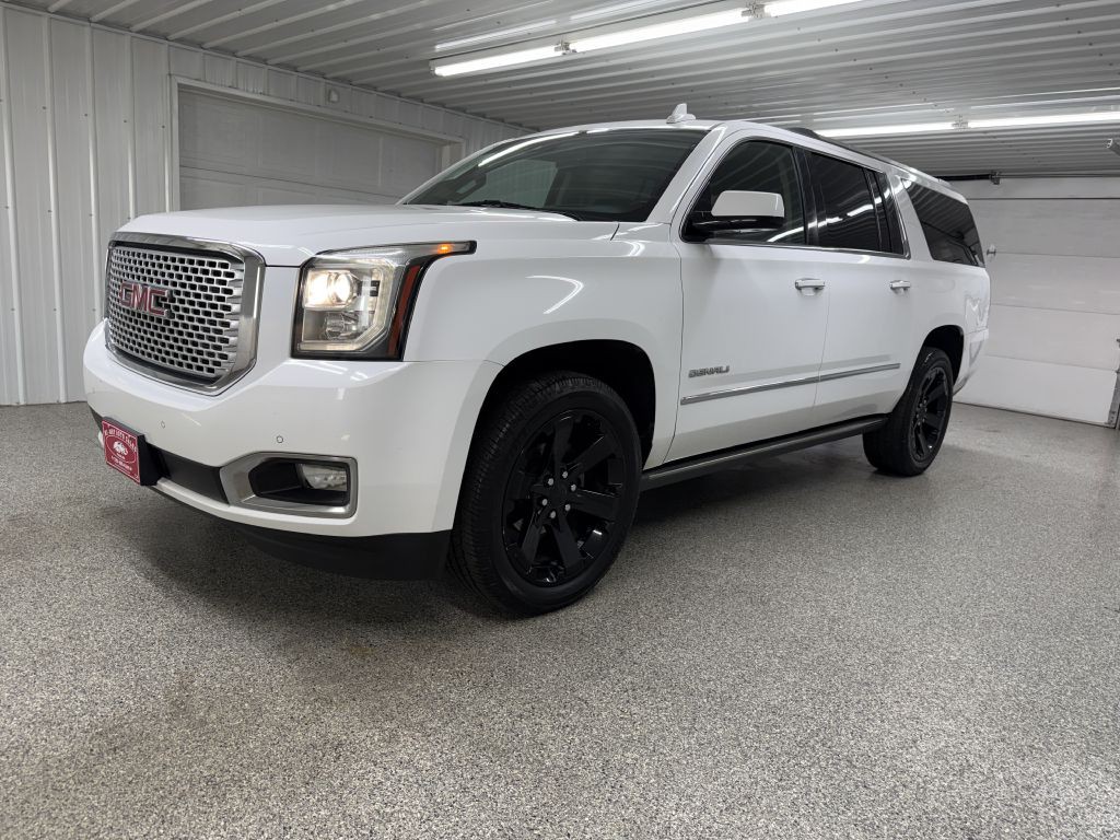 2016 GMC Yukon Image 4