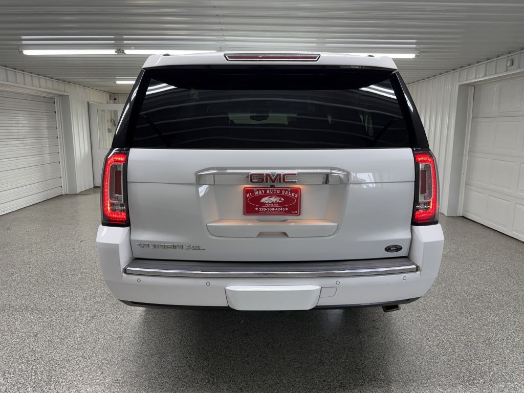 2016 GMC Yukon Image 6