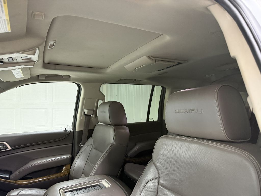2016 GMC Yukon Image 15