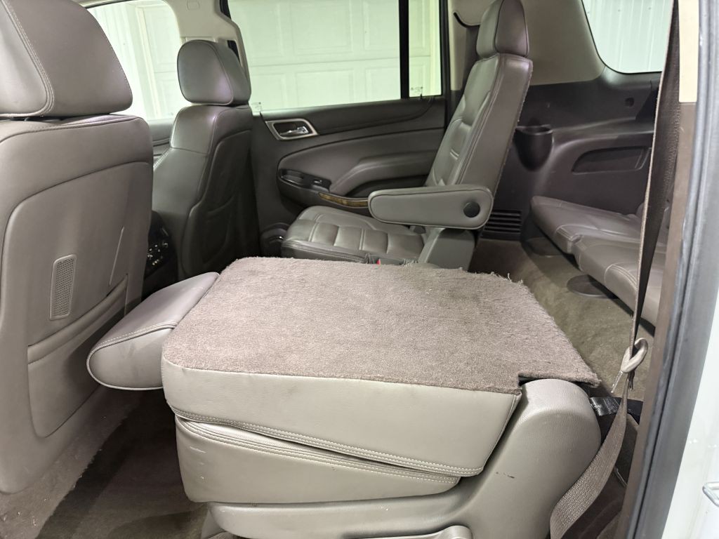2016 GMC Yukon Image 38