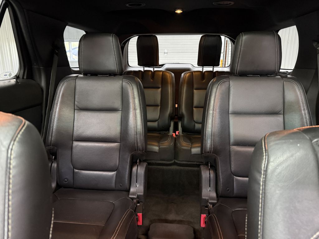 2015 Ford Explorer Image 11