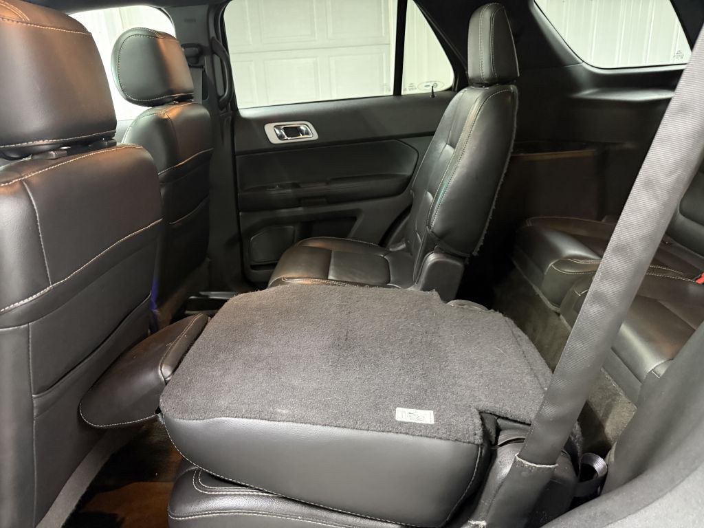 2015 Ford Explorer Image 28