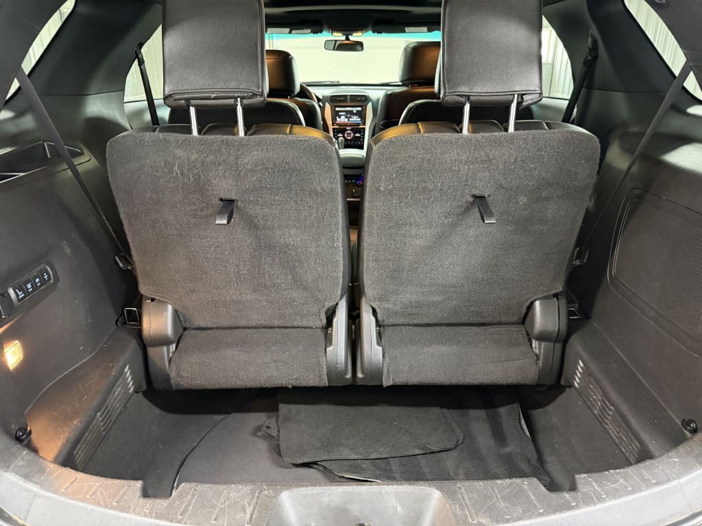 2015 Ford Explorer Image 30