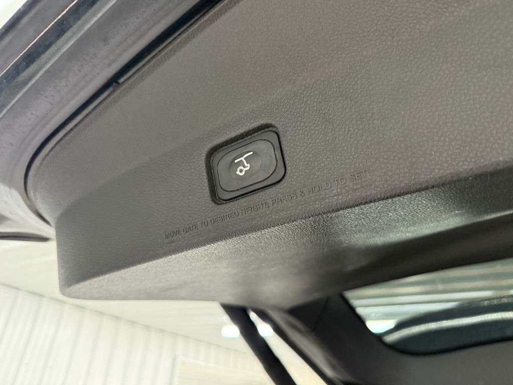 2015 Ford Explorer Image 33