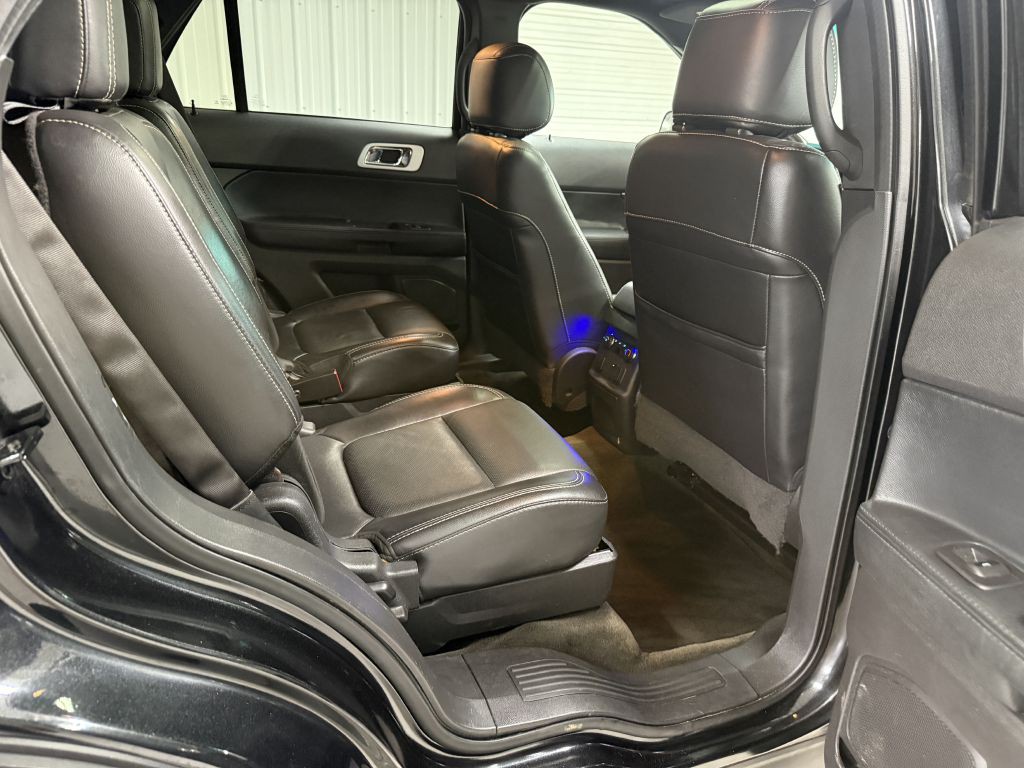 2015 Ford Explorer Image 34
