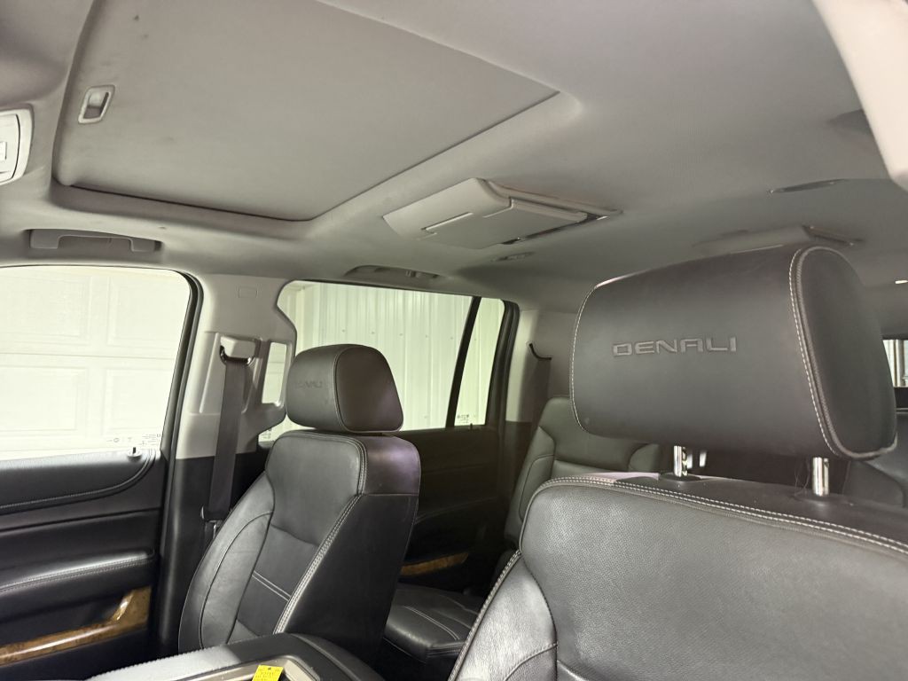 2017 GMC Yukon Image 14