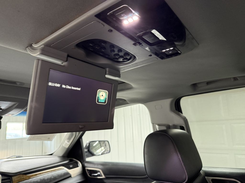 2017 GMC Yukon Image 33