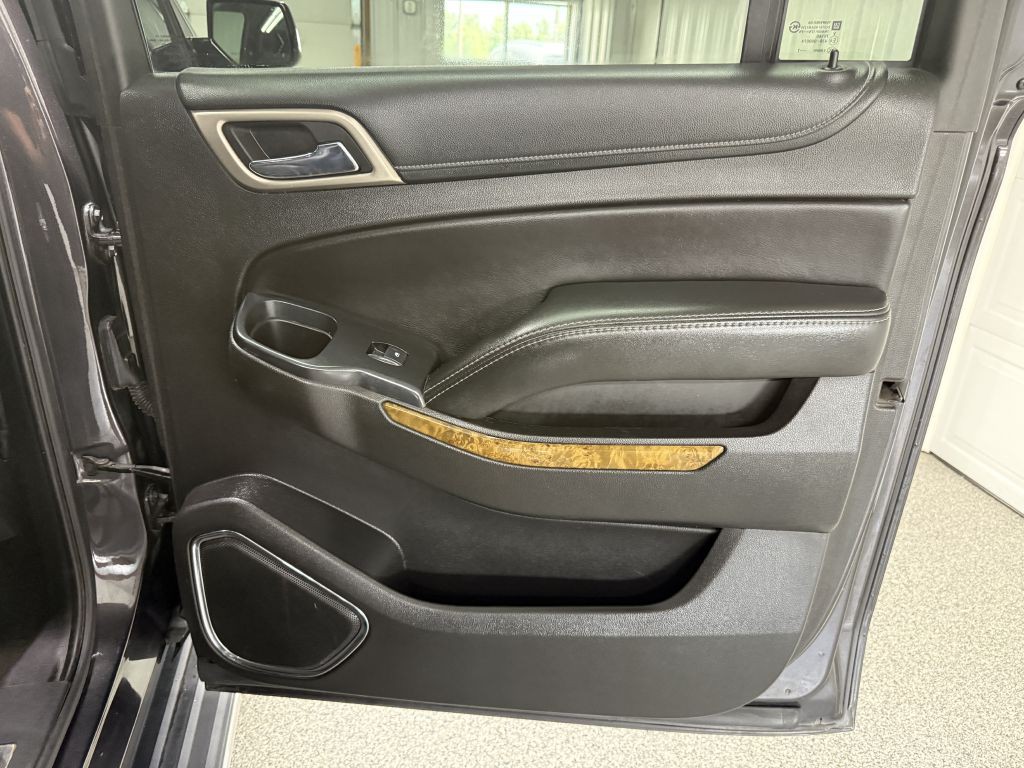 2017 GMC Yukon Image 42
