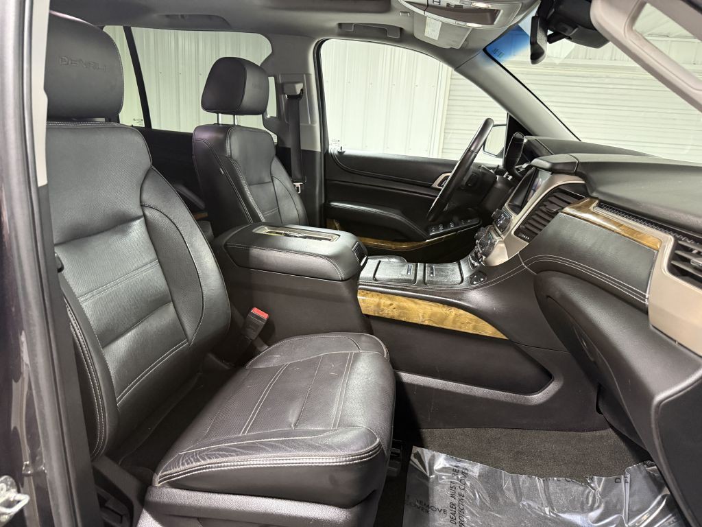 2017 GMC Yukon Image 45