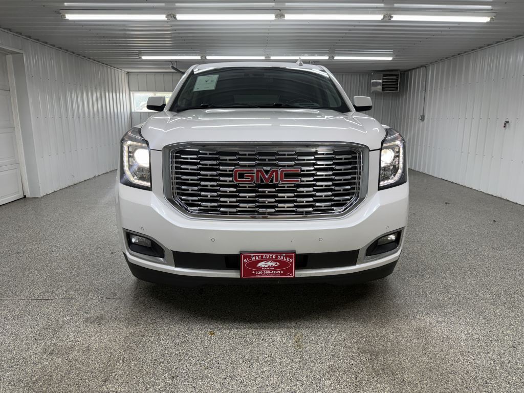 2018 GMC Yukon Image 2