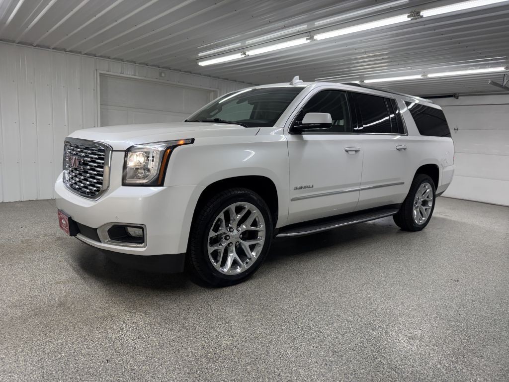 2018 GMC Yukon Image 3