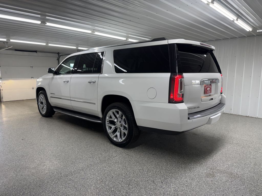 2018 GMC Yukon Image 4