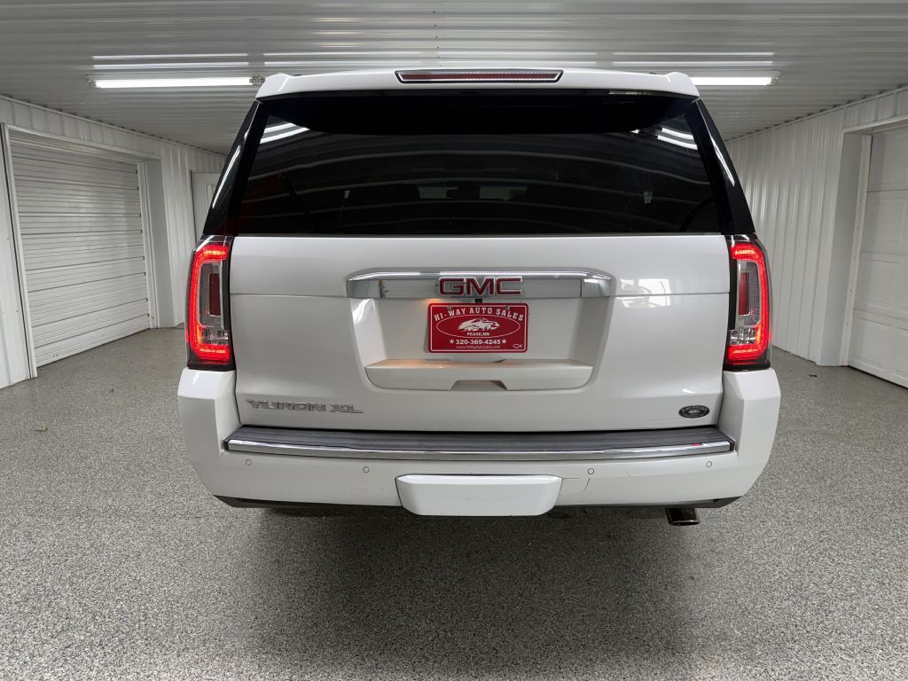 2018 GMC Yukon Image 5