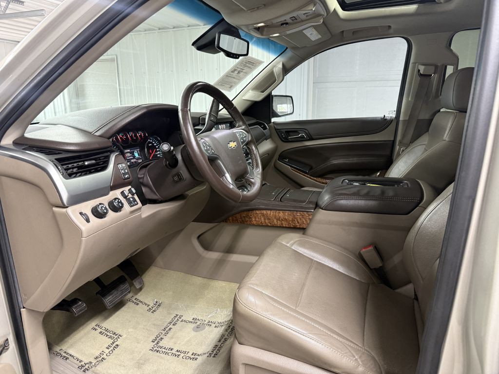 2015 Chevrolet Suburban Image 8