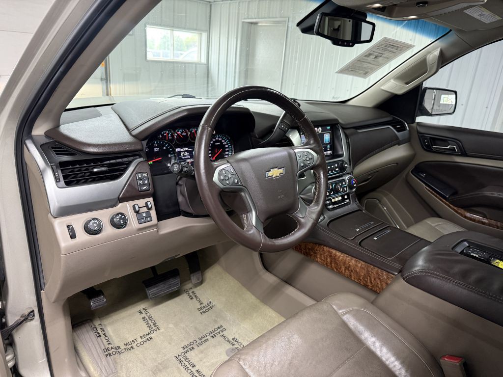 2015 Chevrolet Suburban Image 13