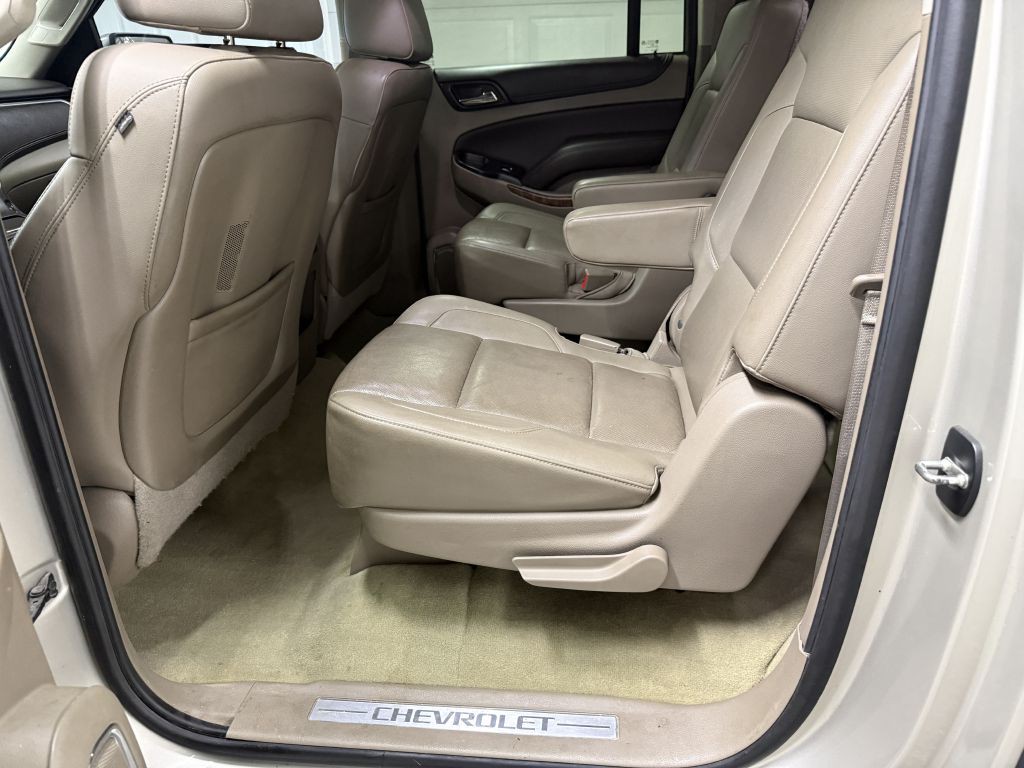 2015 Chevrolet Suburban Image 27