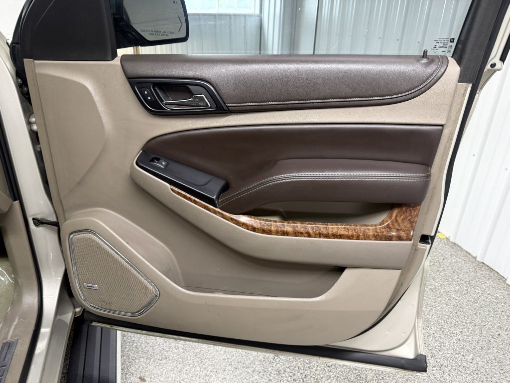 2015 Chevrolet Suburban Image 41