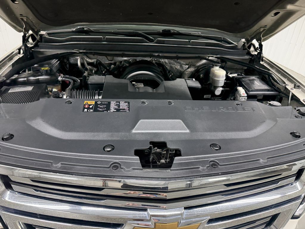 2015 Chevrolet Suburban Image 45