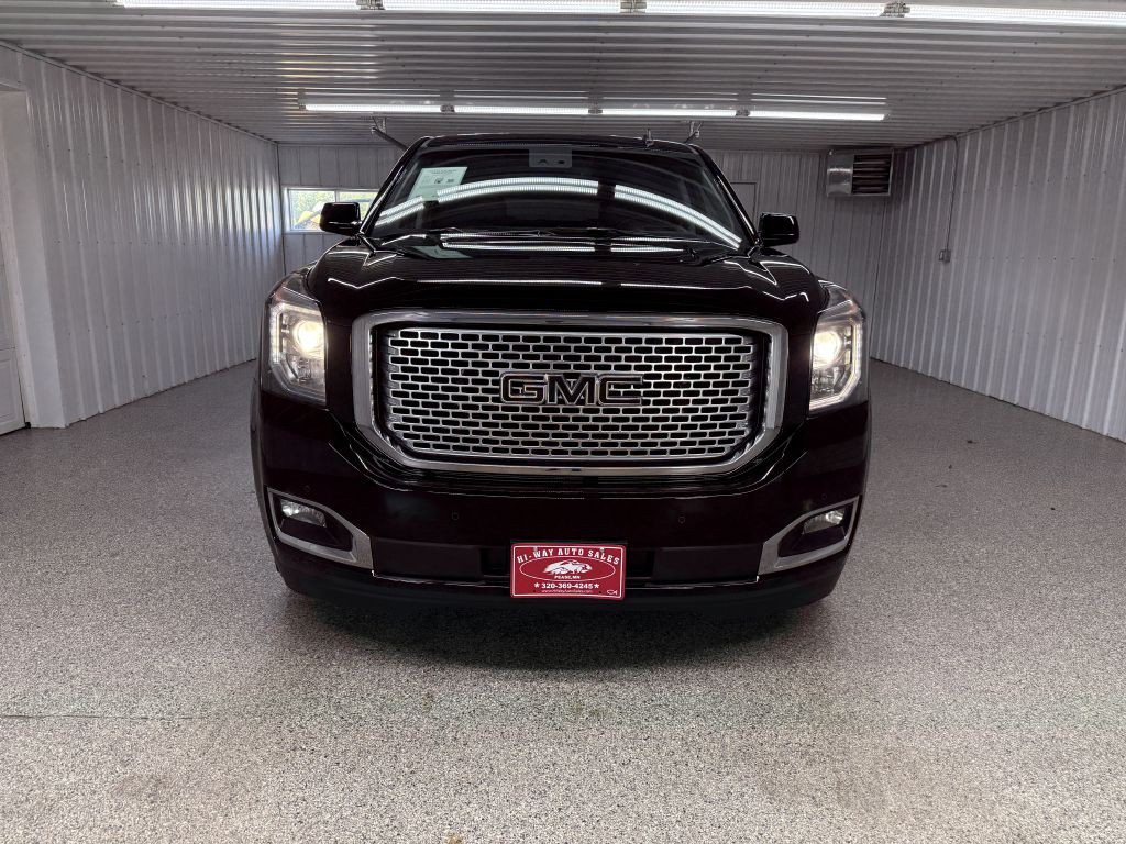 2015 GMC Yukon Image 2