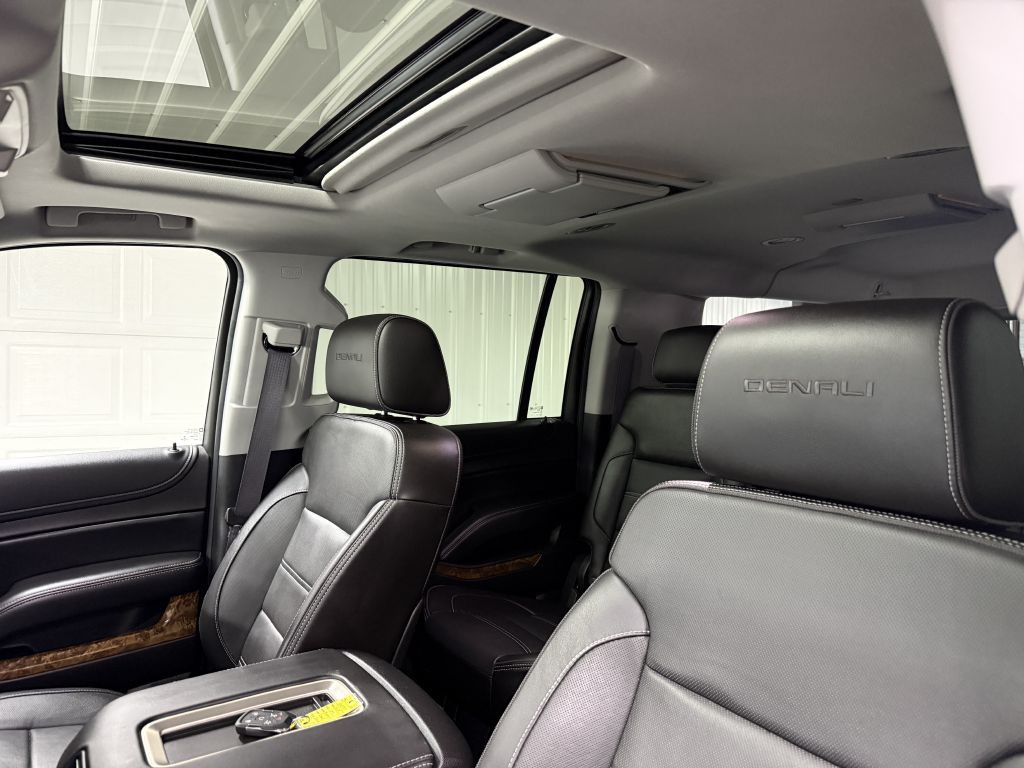2015 GMC Yukon Image 15
