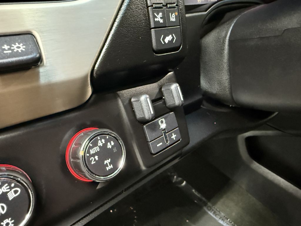 2015 GMC Yukon Image 20