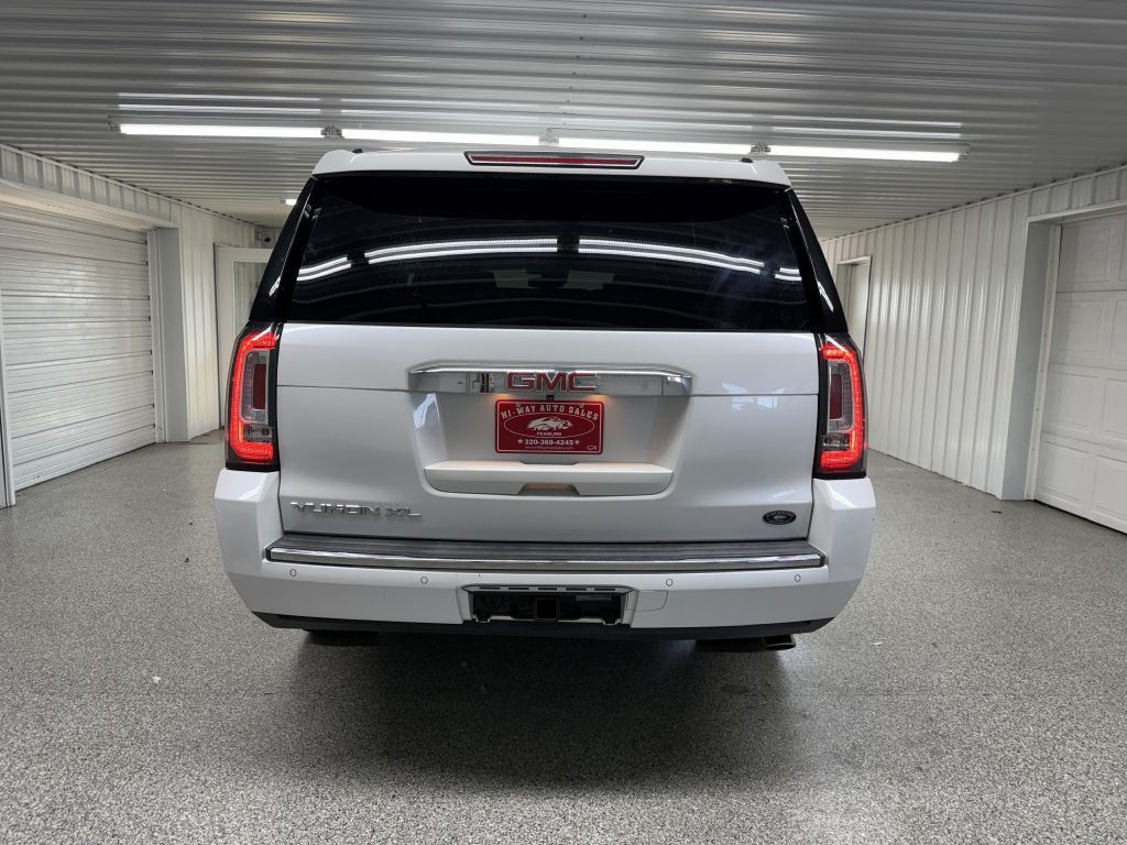 2016 GMC Yukon Image 5