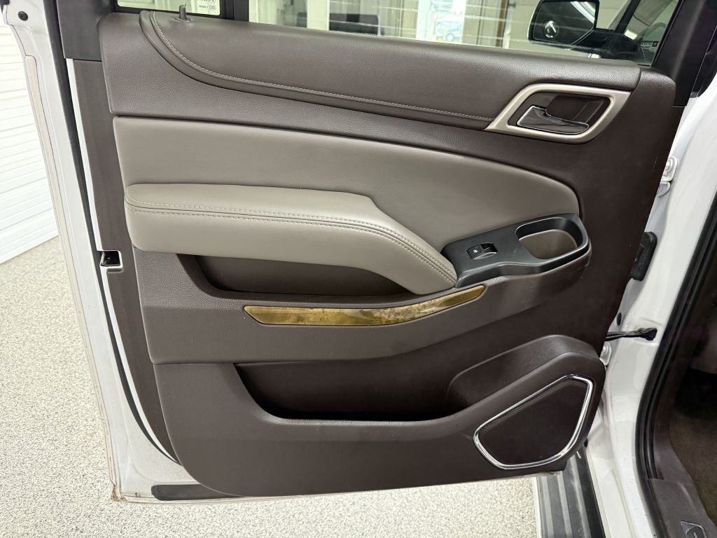 2016 GMC Yukon Image 34