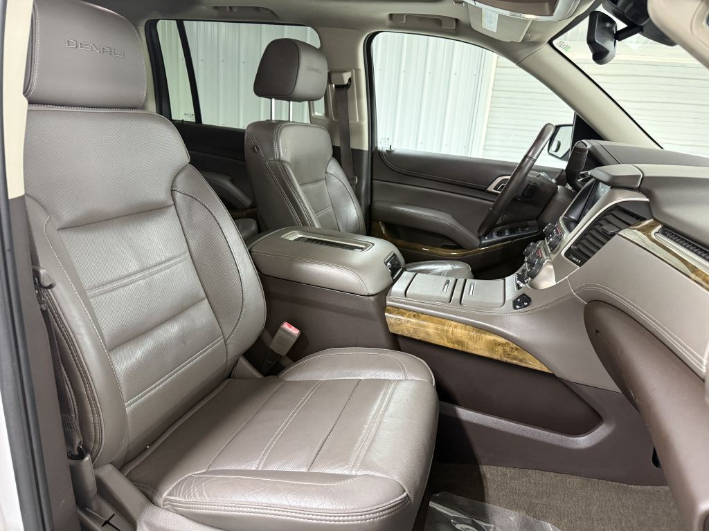 2016 GMC Yukon Image 44