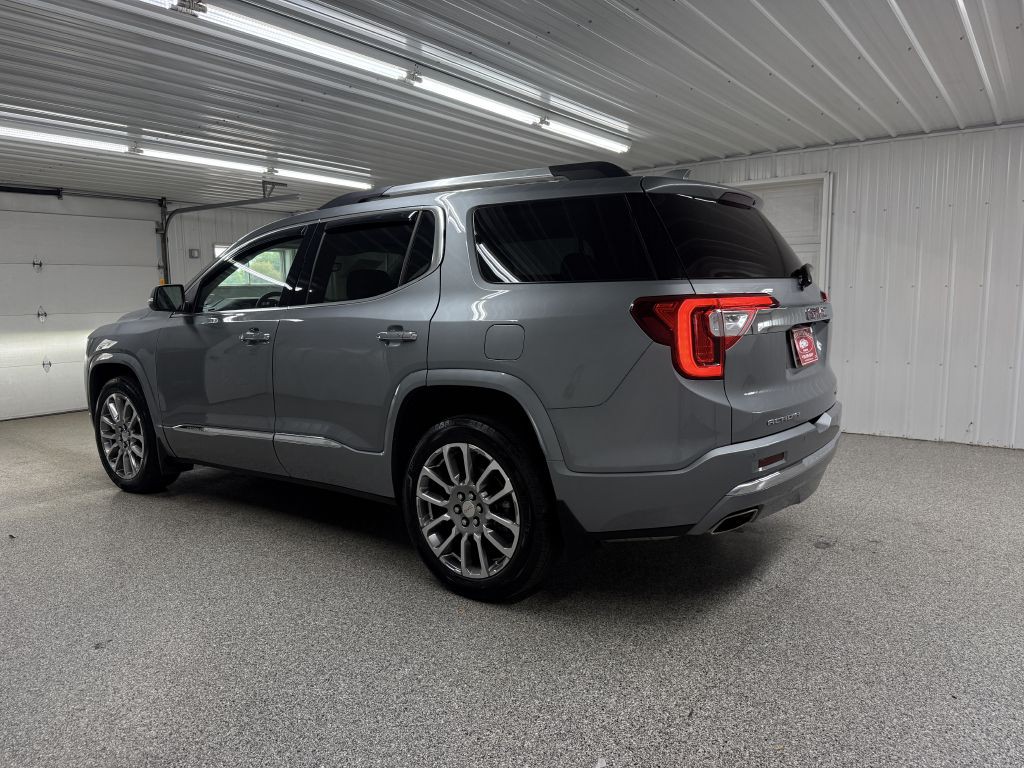 2023 GMC Acadia Image 4