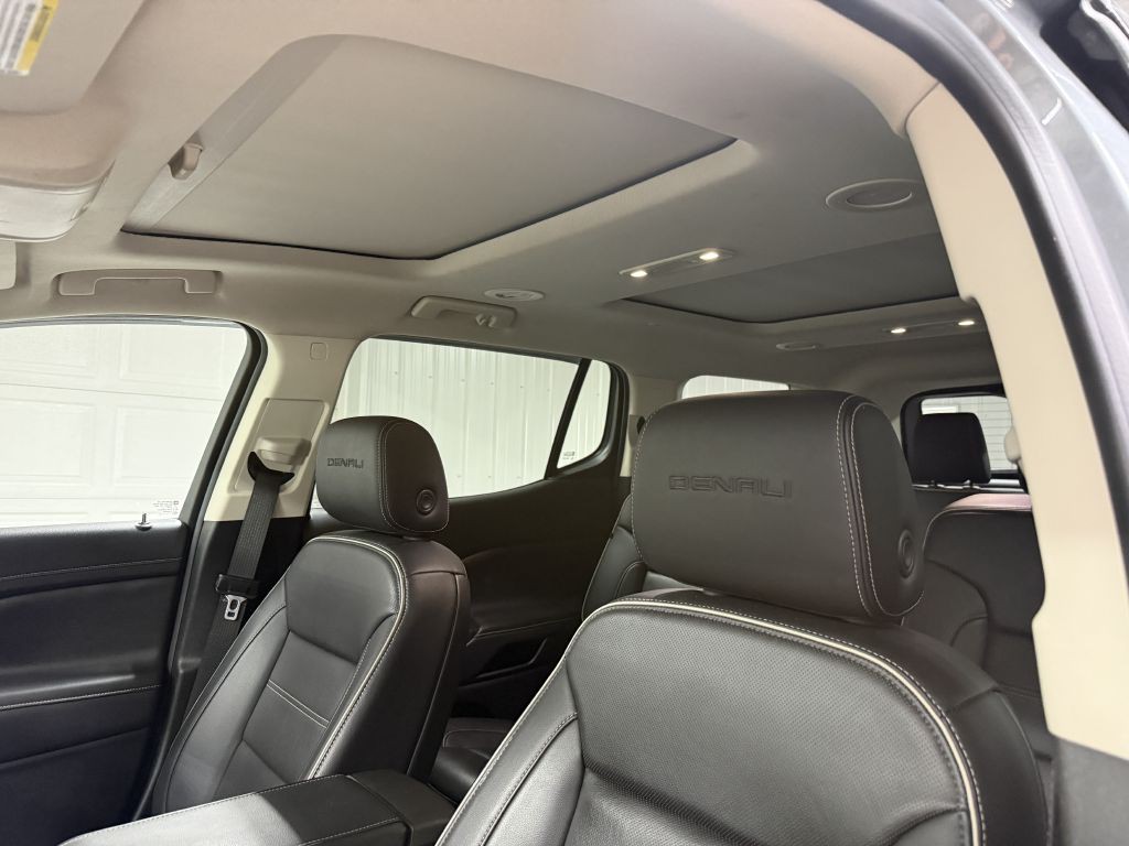 2023 GMC Acadia Image 11